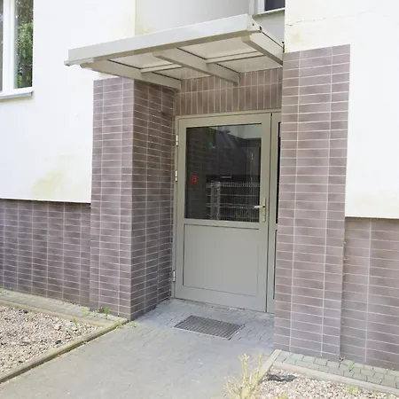 Lesne Tarasy 45a, Dziwnówek